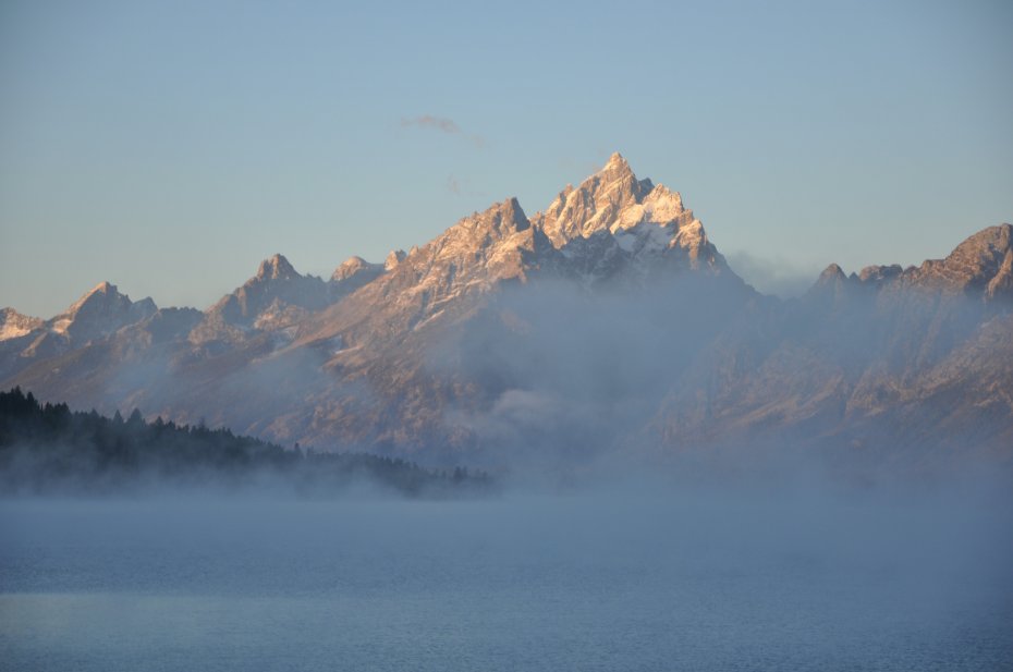 雪山 湖泊云雾美景