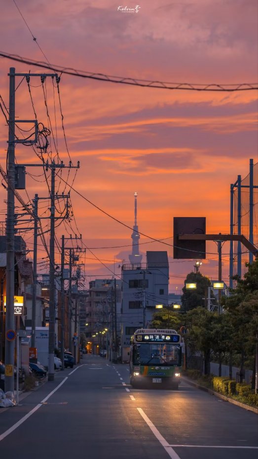 城市街道黄昏美景风手机壁纸